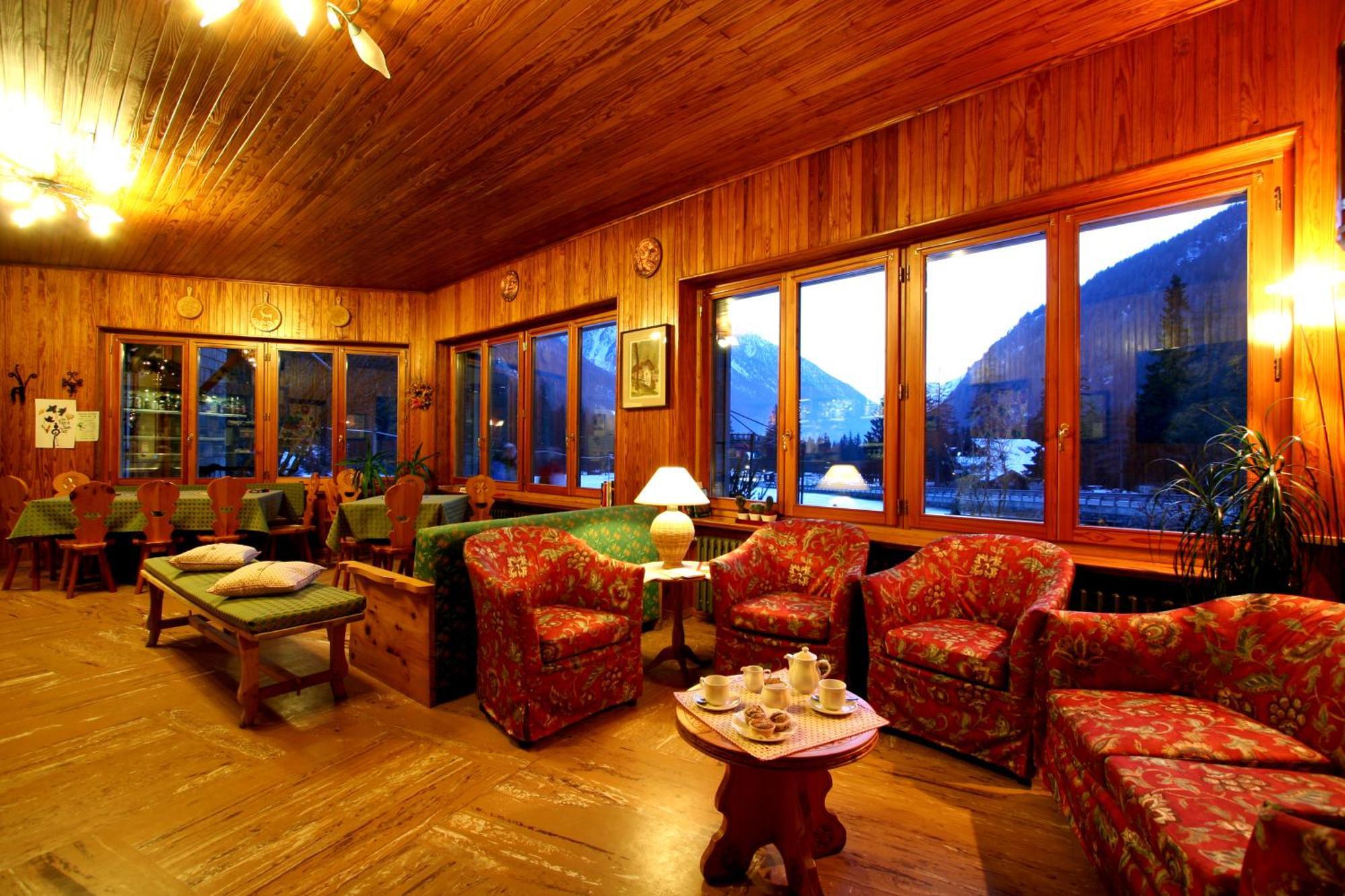 Hotel Le Campagnol Champoluc Exterior foto